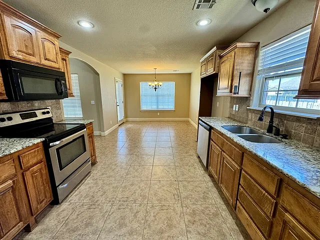 2701 Ledbury Cv — Photo 8