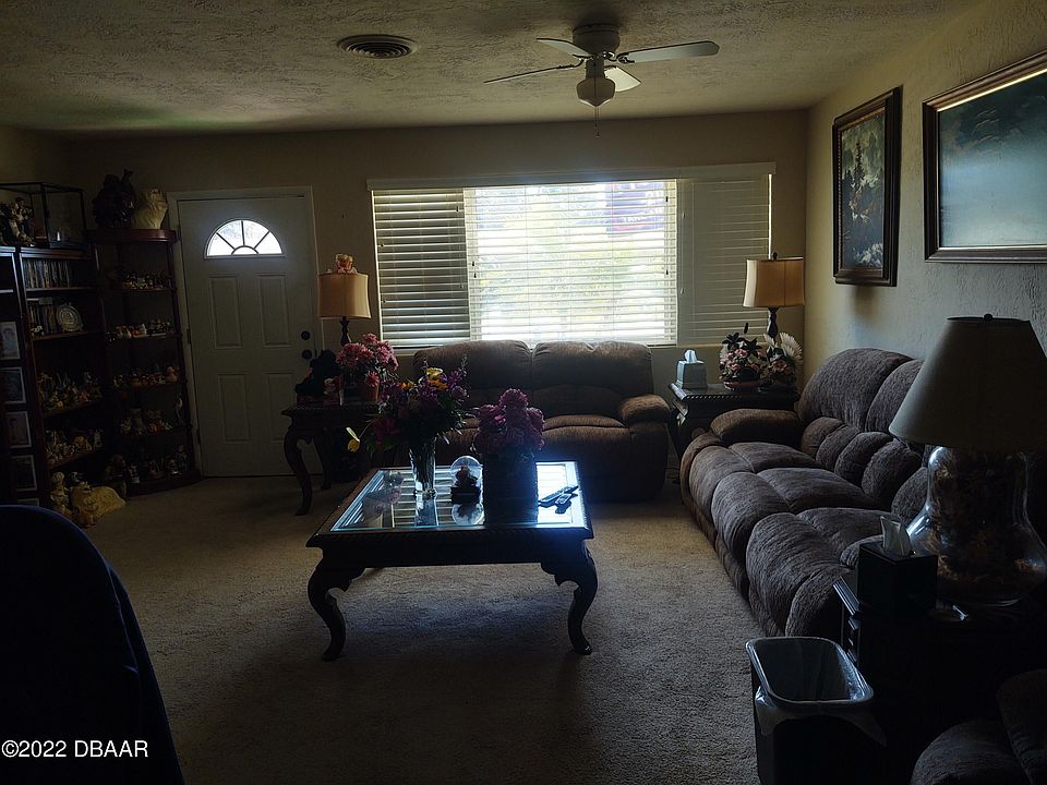 1st image of 37 Oakview Cir