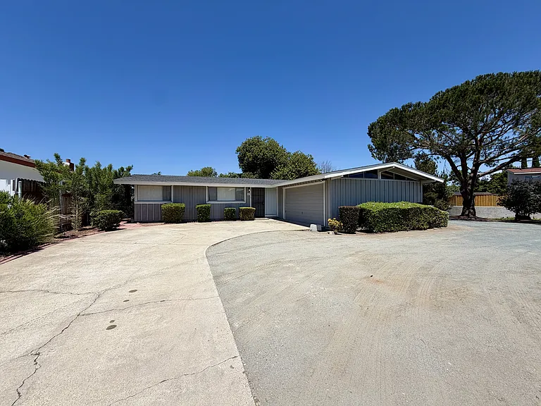 6478 Montezuma Rd — Photo 28