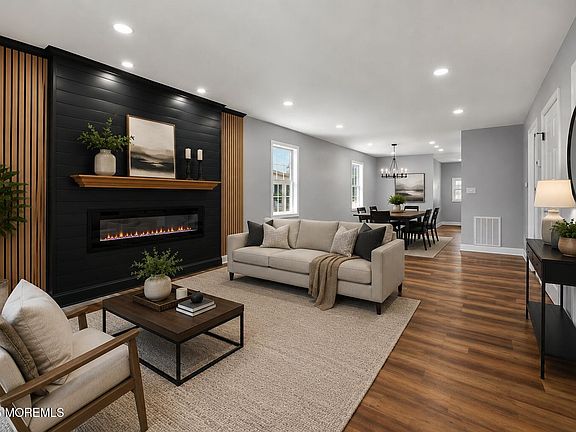 4th image of 14 Van Dorn Street