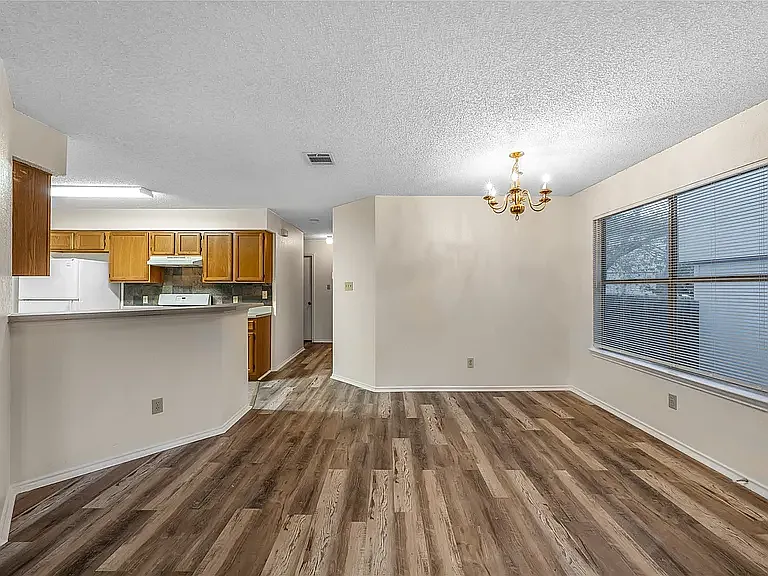 8802 Peppergrass Cv — Photo 8