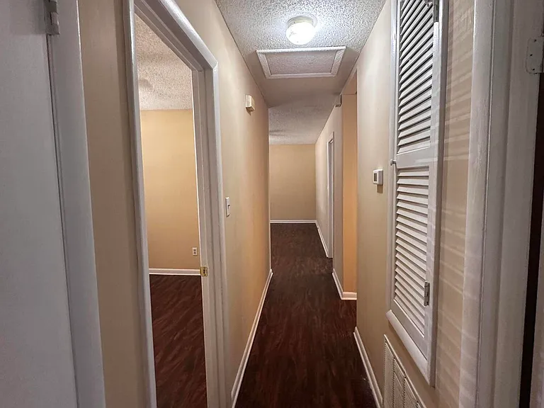 2377 Dublin Dr — Photo 12
