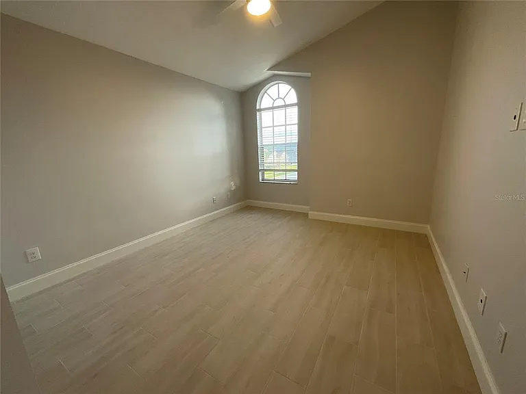 13668 Crystal River Dr — Photo 26