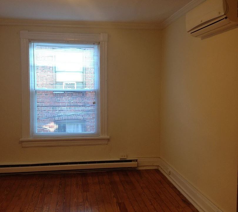2nd image of 3031 Park Ave APT 4