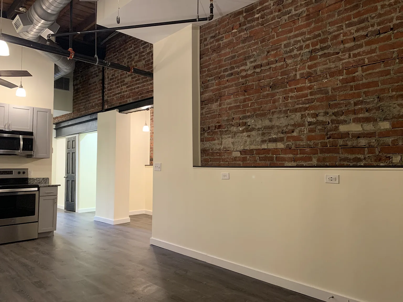 833 Market - 302 — Photo 3
