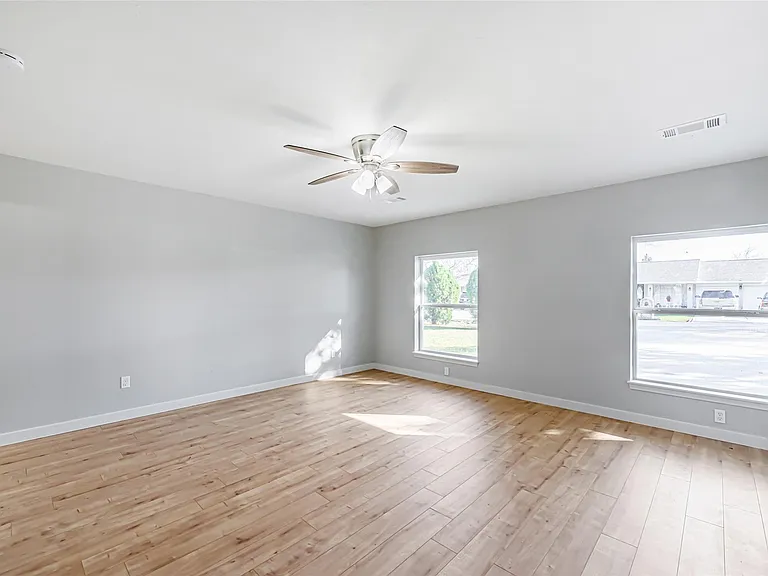 8518 Cedel Dr — Photo 18