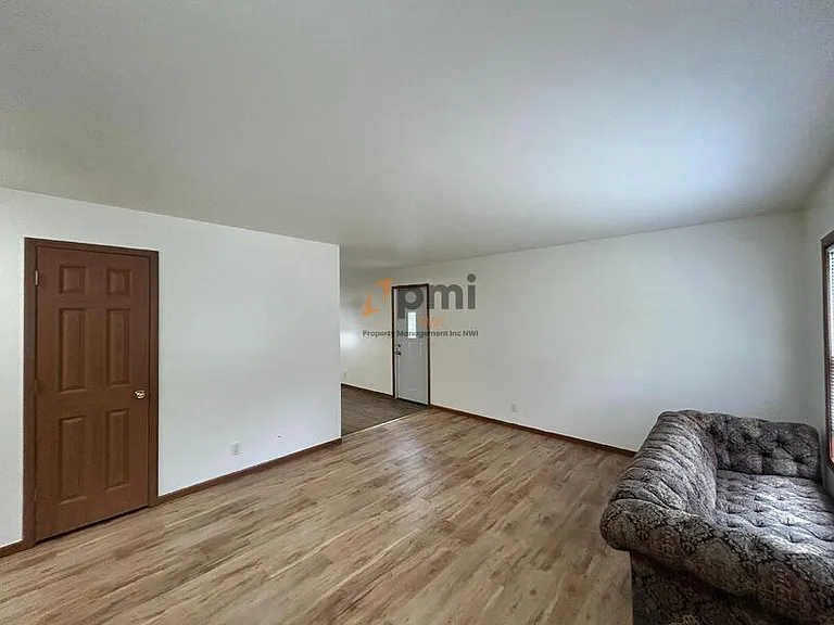 139 Kabelin Ave — Photo 11