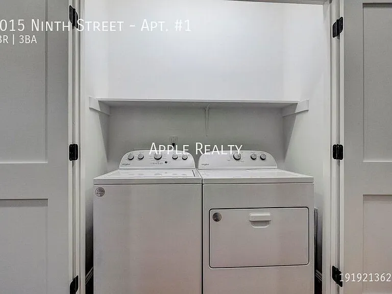 1015 9th St #1 — Photo 11