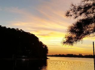 601 Redwood Dr, Woodstock, GA 30189