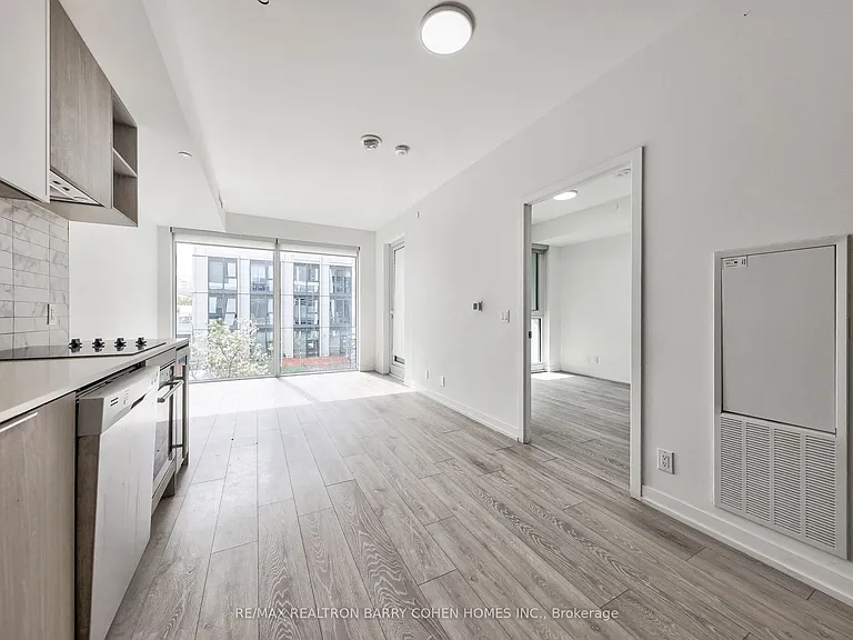 2020 Bathurst St #339 — Photo 20