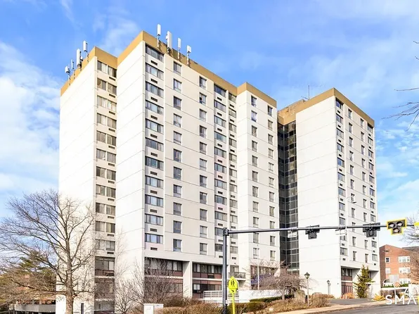 60 Strawberry Hill Ave Unit 415, Stamford, CT 06902