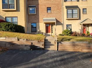 2027 Yorktown N #2027, Norristown, PA 19403