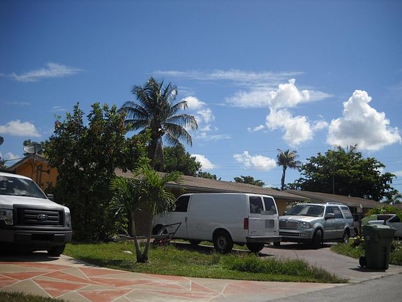 2nd image of 7681 NW 11th St