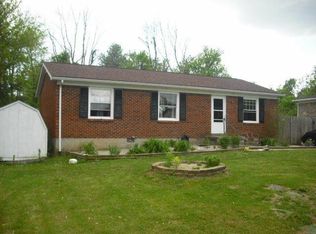 108 Edgewood Dr, Frankfort, KY 40601