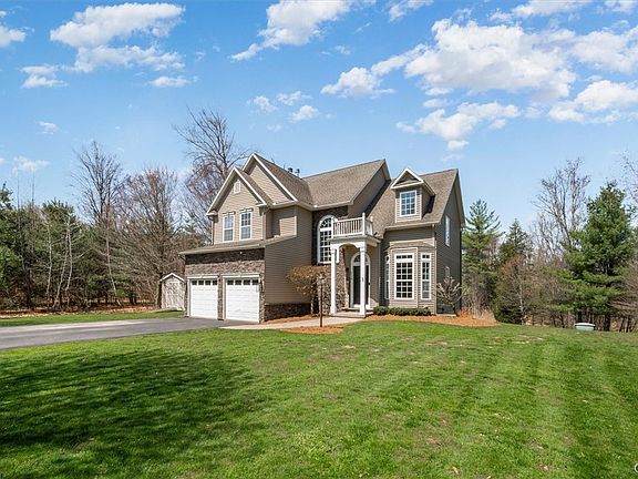 2nd image of 5118 Forest Ridge Dr