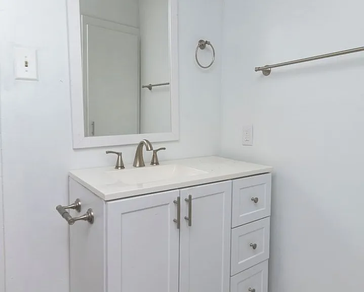 203 Oliver St — Photo 17