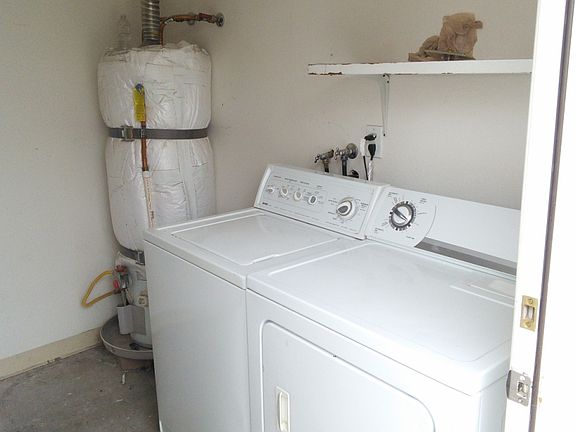 3rd image of 3002 Arrowhead St #Las