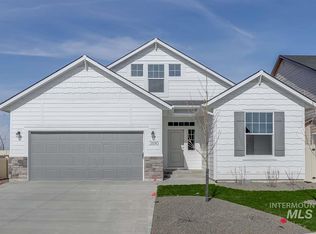 3890 W Peak Cloud Dr, Meridian, ID 83646