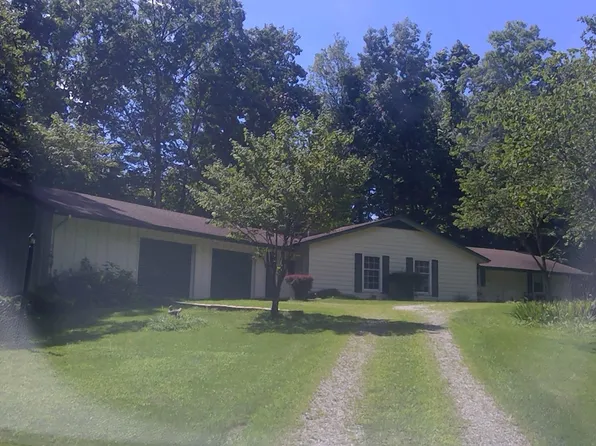 1336 Chapman Rd, Huntertown, IN 46748