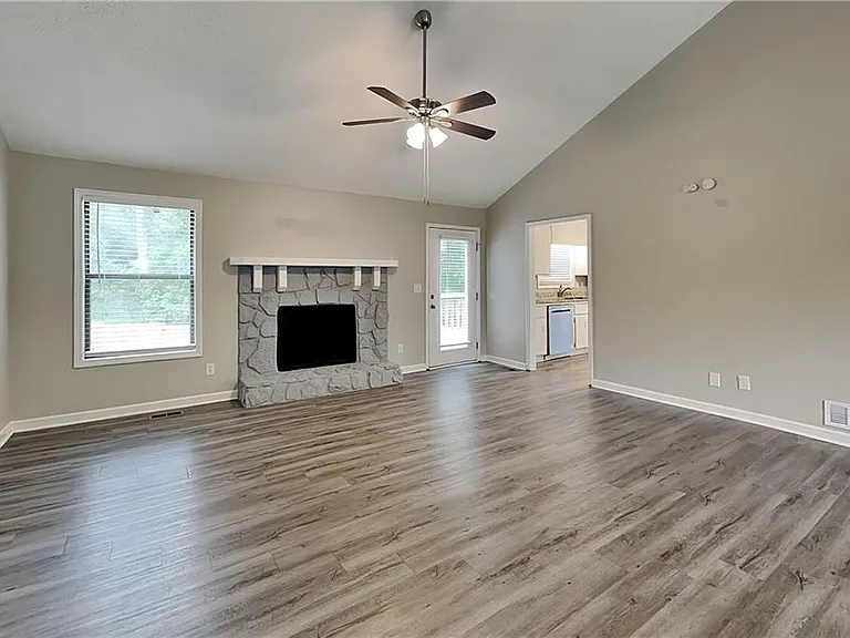 6606 Catawba Dr — Photo 3