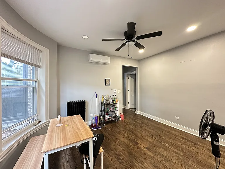 6257 N Lakewood Ave #2 — Photo 9