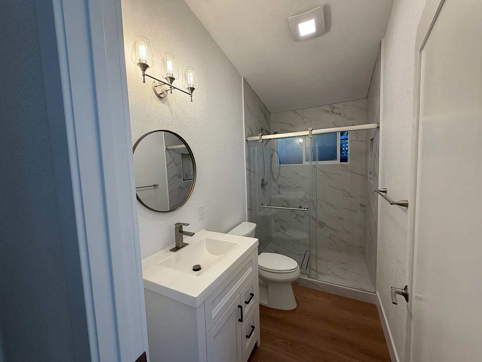 2 bed, 1.5 bath, 700 sqft, $3,550 — Photo 3