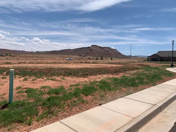 5085 S Resolution Dr, Washington, UT 84780