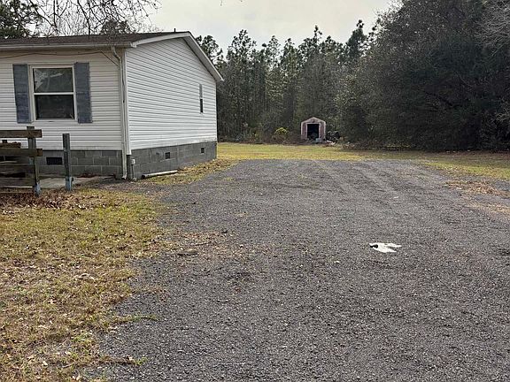 2nd image of 2070 Martin St.