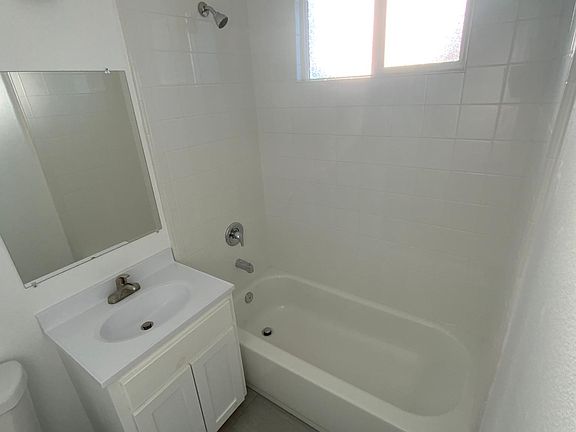 3rd image of 3362 Alma Ave #D