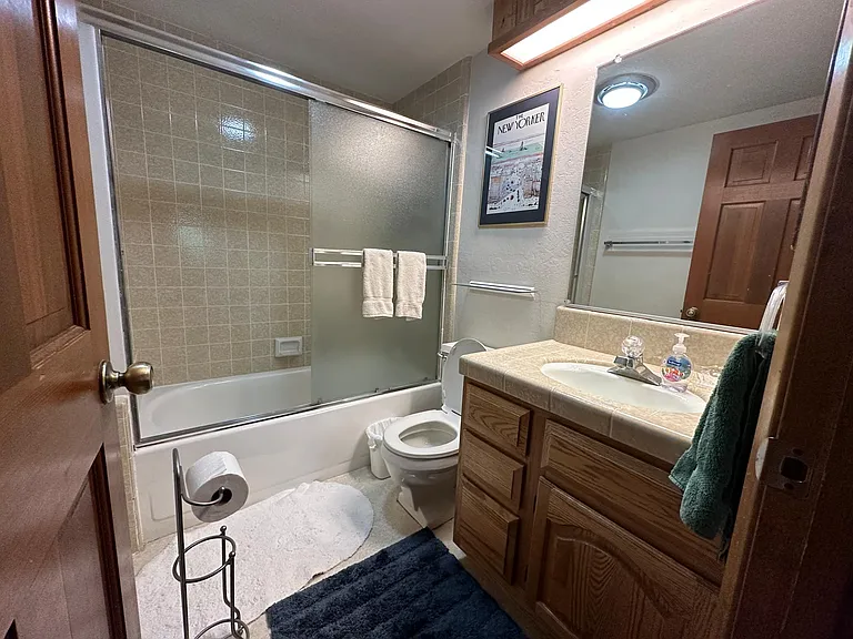 Upstairs full bath #2