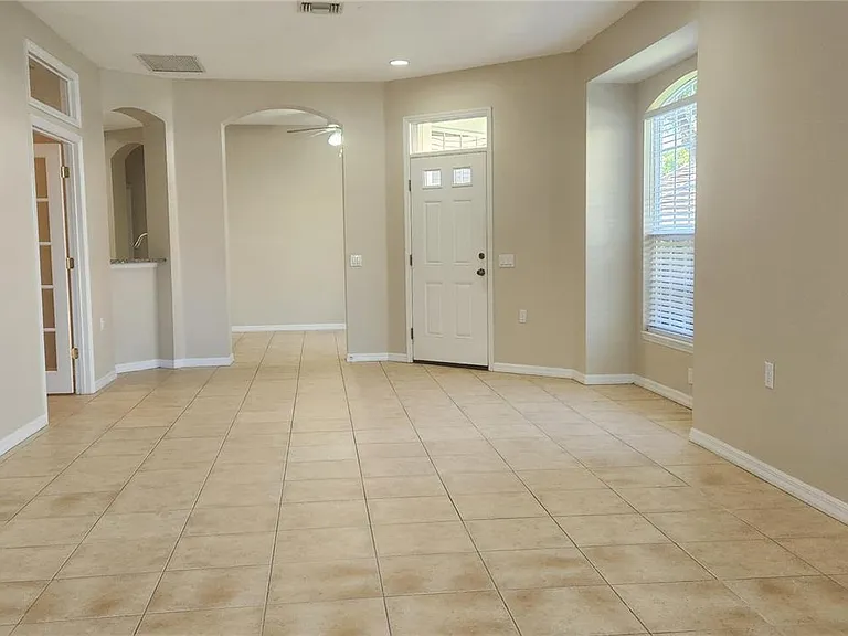 7039 Woodmore Ter — Photo 11