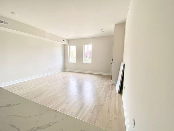 3rd image of 1516 N 8th St #3