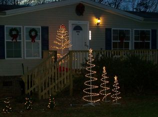 779 Fey Moore Dr, Westminster, SC 29693