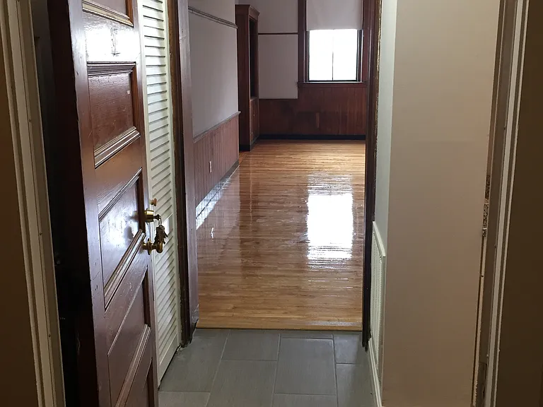 36 Abbott Street — Photo 51