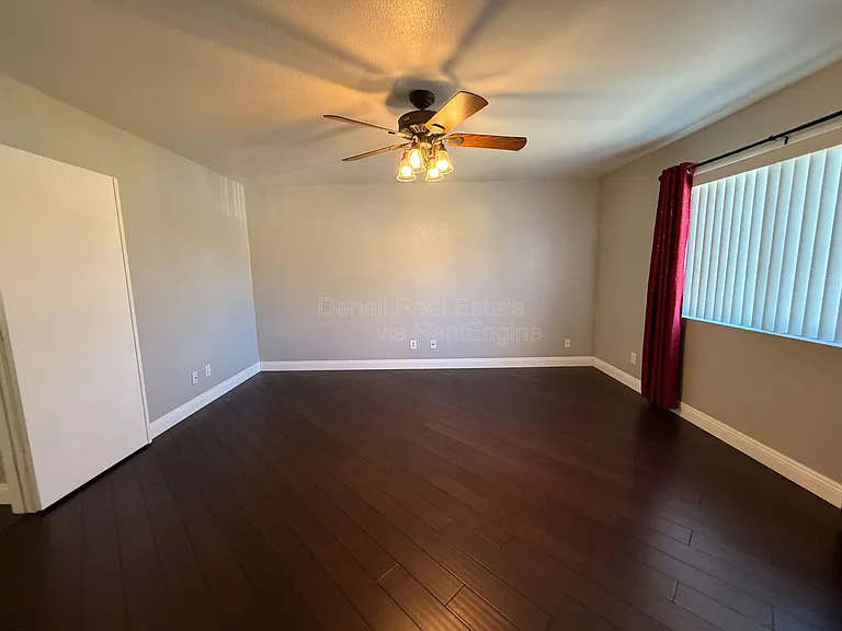 6425 W Desert Hollow Dr — Photo 19