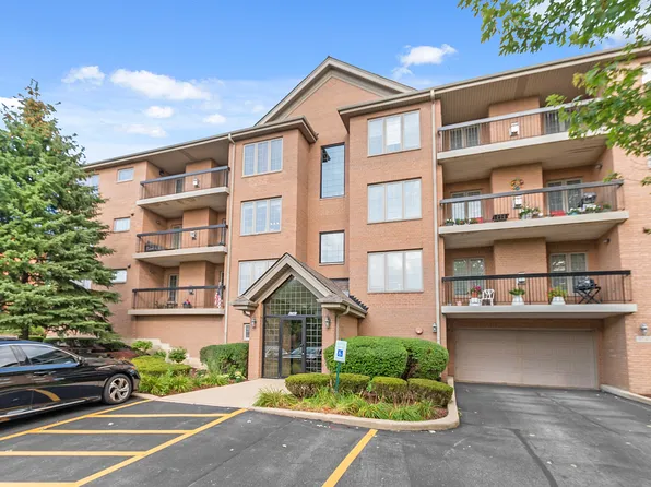 6743 S Pointe Dr Unit 2A, Tinley Park, IL 60477