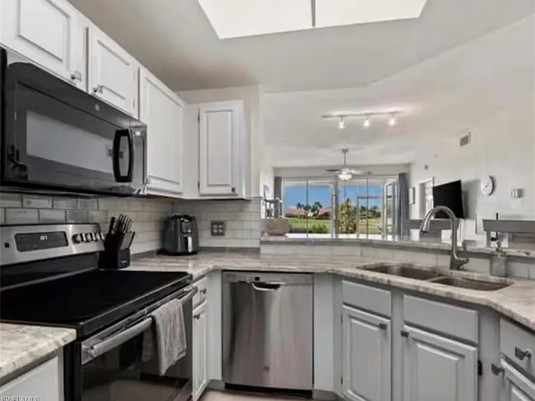 9855 Costa Mesa Ln #403 — Photo 4