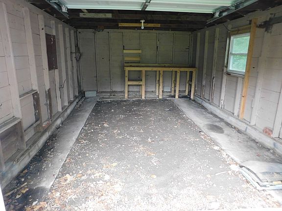 2nd image of 1504 Edgemoor St