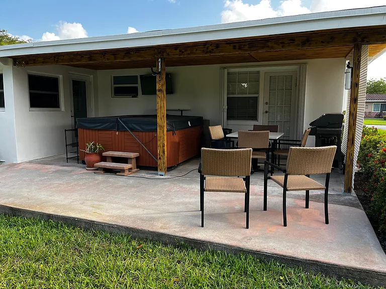 4540 NW 12th Dr — Photo 35
