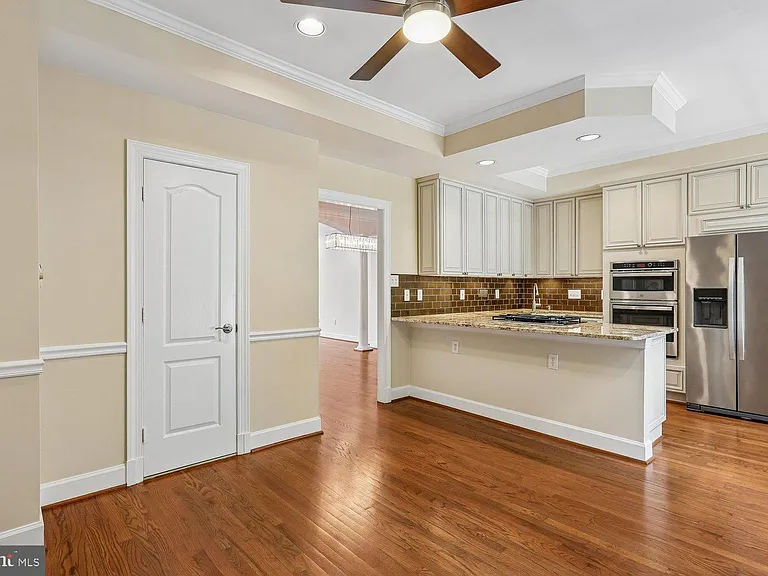 417 Winding Rose Dr — Photo 14