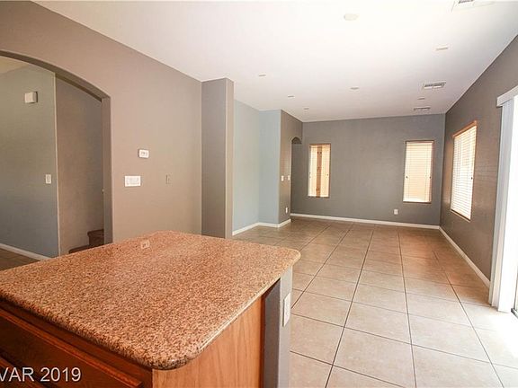 3rd image of 9371 Rushworth Ave