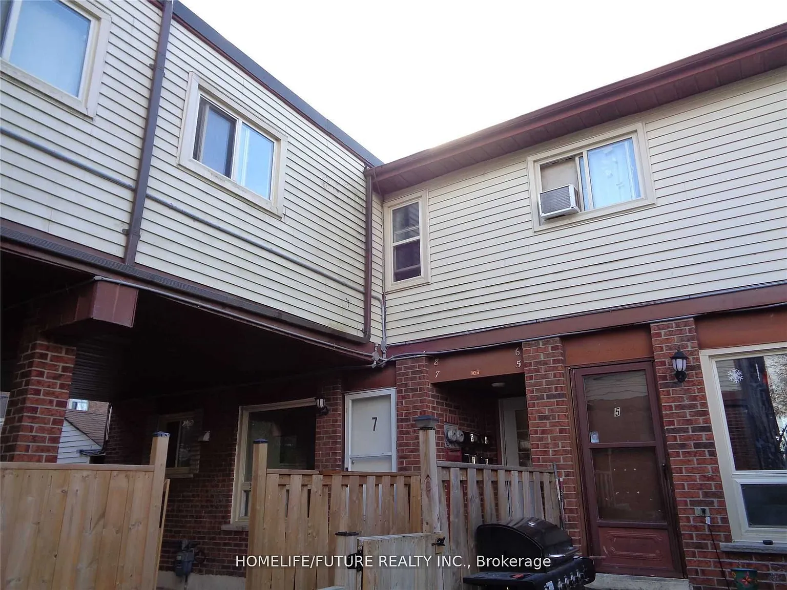 3 bed, $2,000 — Photo 2