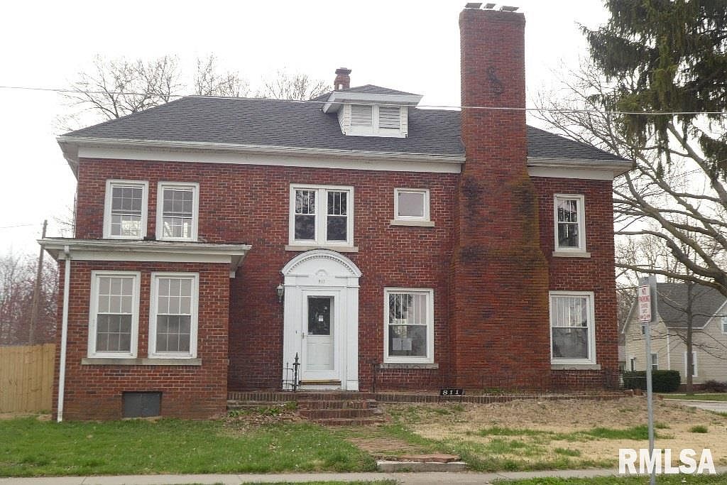 811 4th St, Pawnee, IL 62558 Zillow