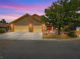 3930 Maranatha Cir, Las Vegas, NV 89103