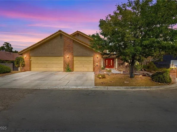 3930 Maranatha Cir, Las Vegas, NV 89103