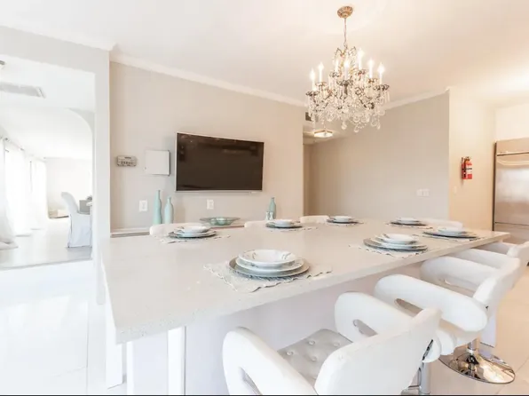 261 Park Avenue image 10 of 26