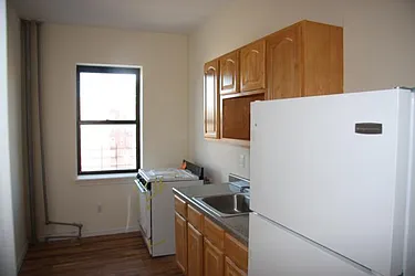 Rented by Lang Realty LLC