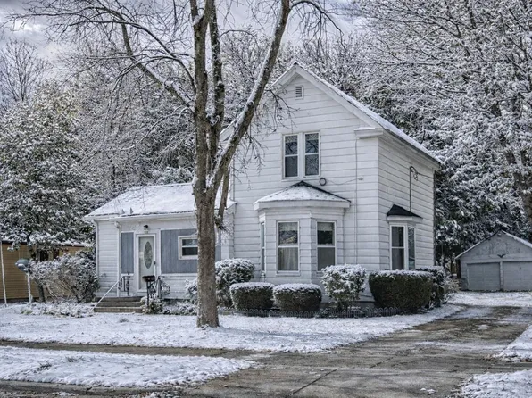 325 N Wisconsin St, Berlin, WI 54923