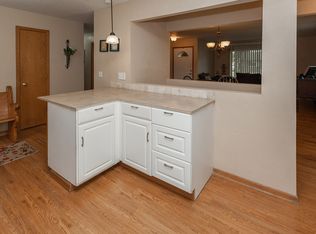 4120 64th St, Urbandale, IA 50322