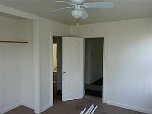 4th image of 1126A Ferry St
